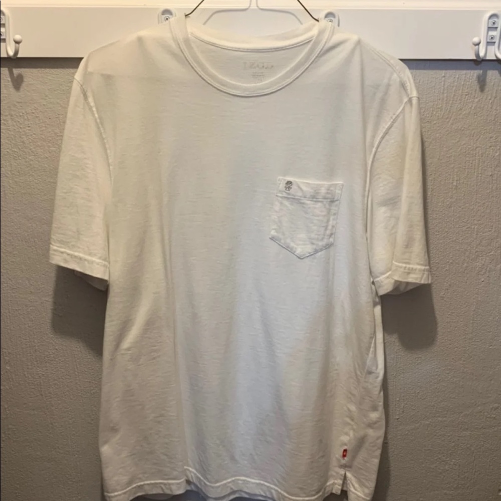 Izod Men's White Pocket T Shirt